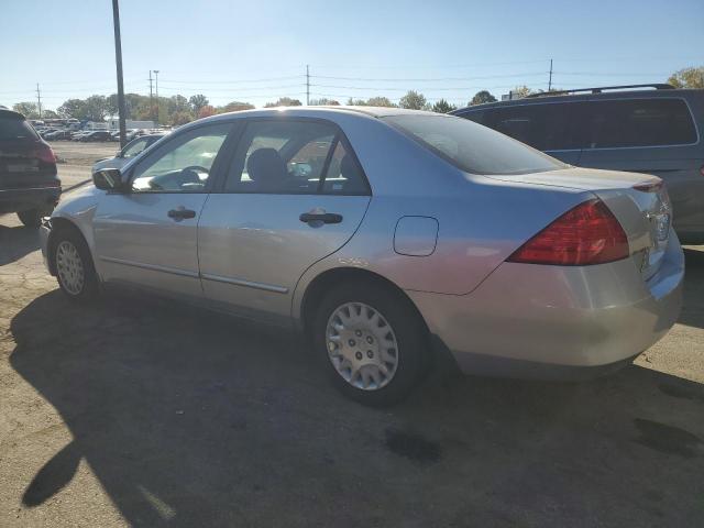 1HGCM56116A121610 - 2006 HONDA ACCORD VALUE SILVER photo 2