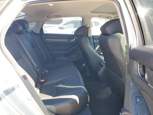 1HGCV2F96KA029890 - 2019 HONDA ACCORD TOURING Сріблястий фото 10