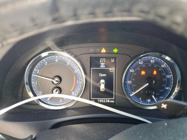 5YFBURHE3KP901325 - 2019 TOYOTA COROLLA L შავი ფოტო 9