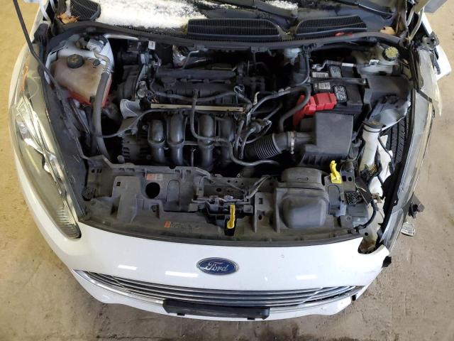 3FADP4BJ8GM175880 - 2016 FORD FIESTA SE WHITE photo 11