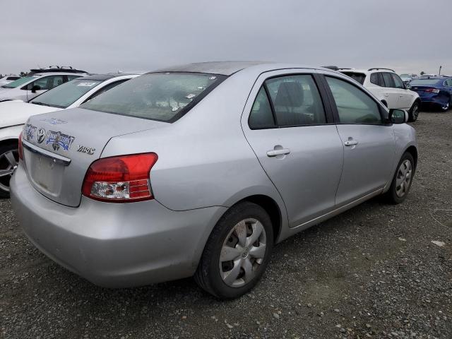 JTDBT923771115839 - 2007 TOYOTA YARIS SILVER photo 3