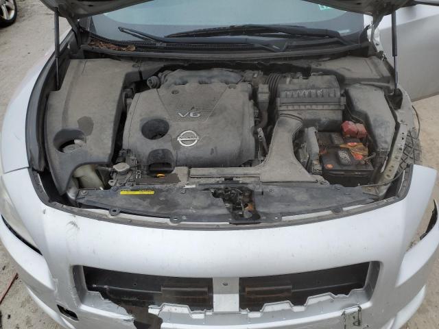 1N4AA5APXEC455539 - 2014 NISSAN MAXIMA S SILVER photo 11