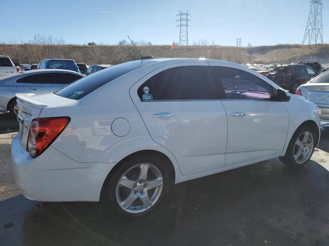 1G1JE5SB5F4187604 - 2015 CHEVROLET SONIC LTZ WHITE photo 3