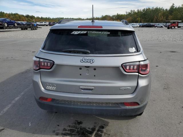 3C4NJDBB1JT230630 - 2018 JEEP COMPASS LATITUDE GRAY photo 6