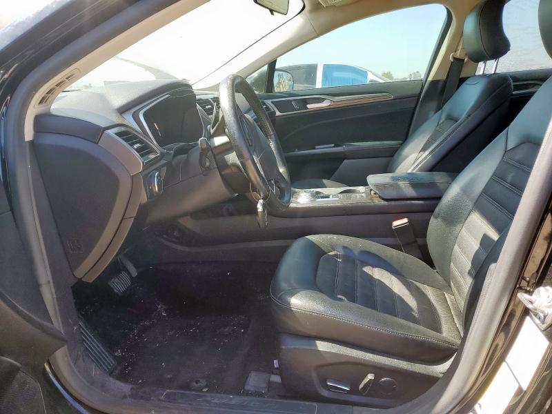 3FA6P0HD9HR311926 - 2017 FORD FUSION SE BLACK photo 7
