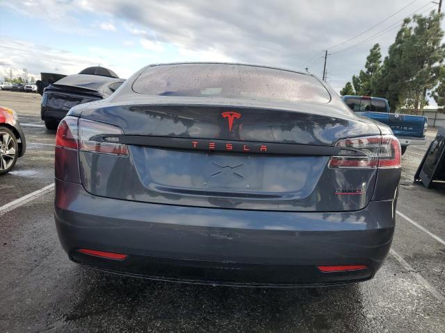 5YJSA1E42JF263696 - 2018 TESLA MODEL S Gri fotoğraf 6