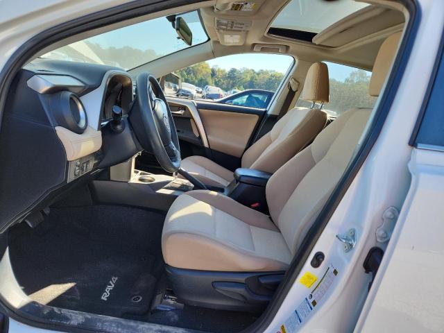 JTMRFREV6FD154843 - 2015 TOYOTA RAV4 XLE WHITE photo 7