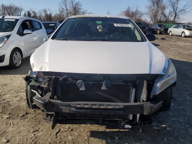 5NPE24AF4GH312684 - 2016 HYUNDAI SONATA SE WHITE photo 5