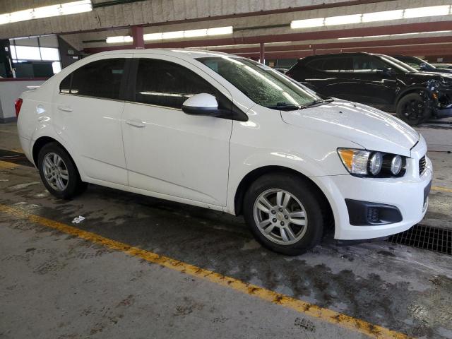 1G1JC5SH3G4142091 - 2016 CHEVROLET SONIC LT WHITE photo 4