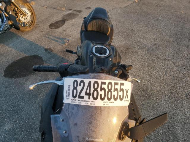 ML5EXER18SDAG0767 - 2025 KAWASAKI EX650 R Чорний фото 5