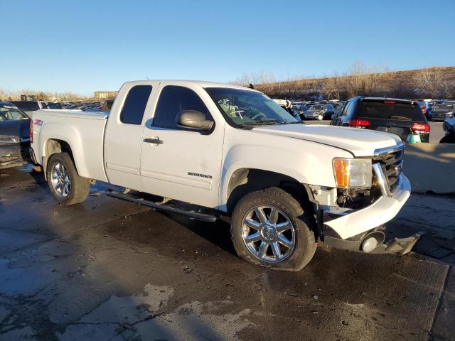 1GTR2VE3XBZ250149 - 2011 GMC SIERRA K1500 SLE WHITE photo 4