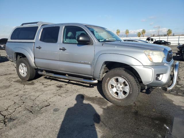 5TFJX4GNXFX039042 - 2015 TOYOTA TACOMA DOUBLE CAB PRERUNNER SILVER photo 4