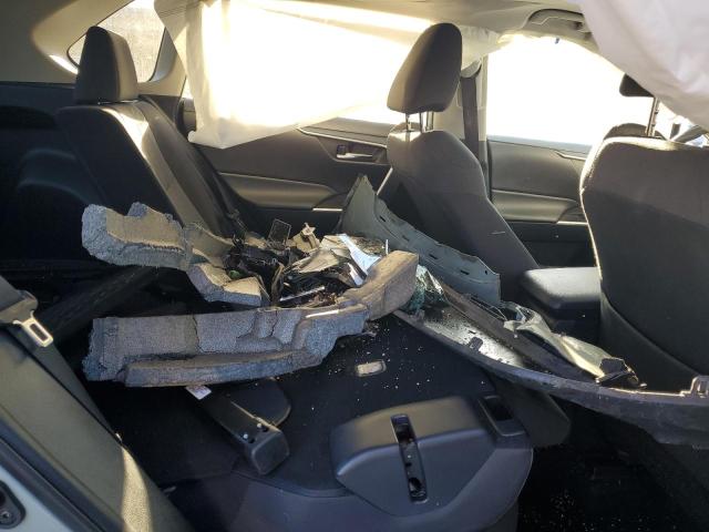 2T3W1RFV7LW089306 - 2020 TOYOTA RAV4 XLE 灰色 照片 11