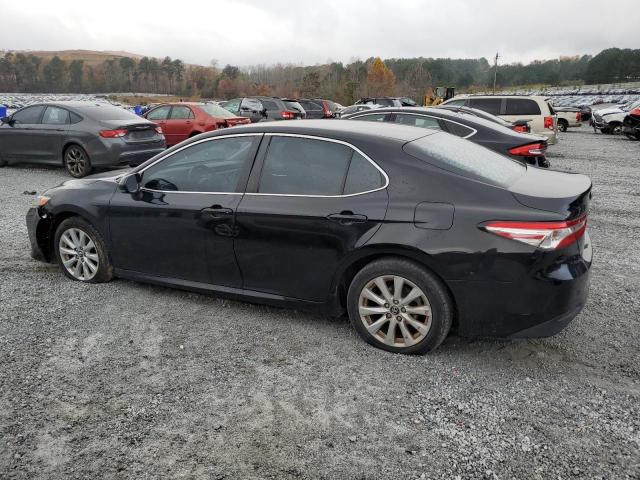 4T1B11HK4JU513730 - 2018 TOYOTA CAMRY L BLACK photo 2
