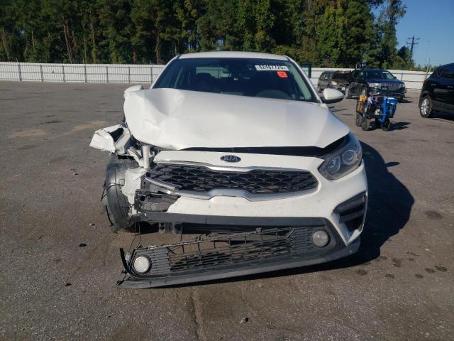 3KPF24AD5KE100165 - 2019 KIA FORTE FE WHITE photo 5