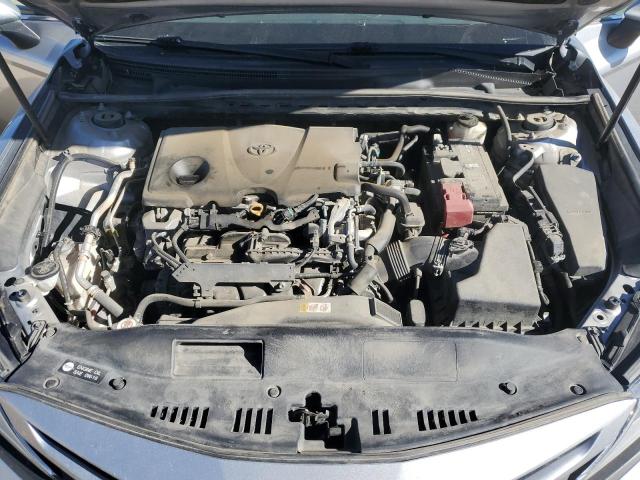 4T1B11HK9JU150342 - 2018 TOYOTA CAMRY L SILVER photo 11