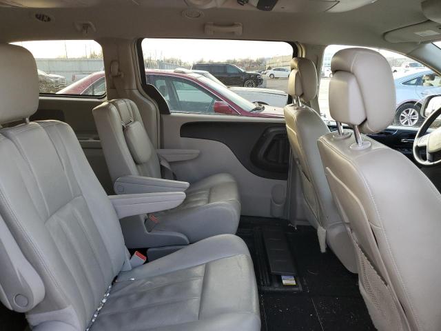 2C4RC1BG6CR339483 - 2012 CHRYSLER TOWN & COU TOURING 银色 照片 11