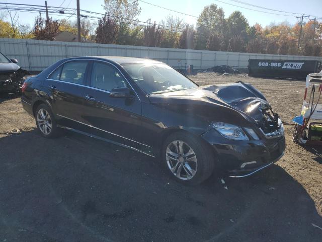 WDDHF8HB0AA073649 - 2010 MERCEDES-BENZ E 350 4MATIC BLACK photo 4