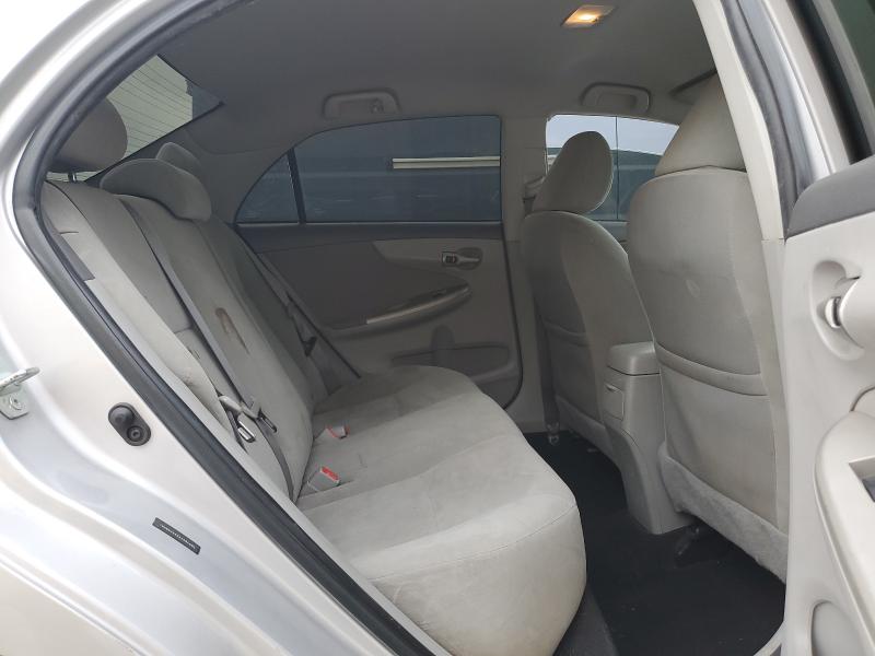 1NXBU4EE2AZ284696 - 2010 TOYOTA COROLLA BASE Gümüş foto 10