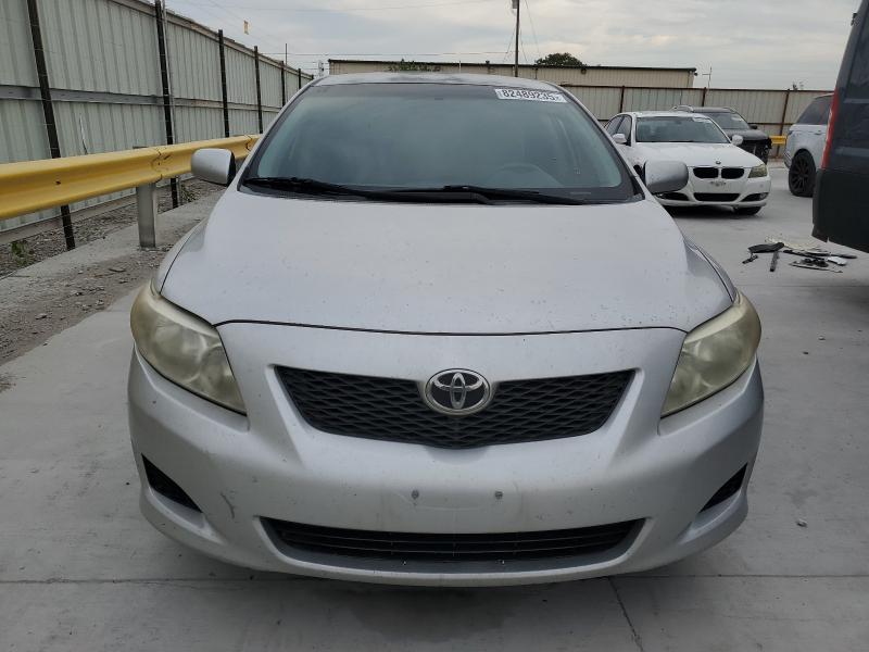 1NXBU4EE2AZ284696 - 2010 TOYOTA COROLLA BASE Gümüş foto 5