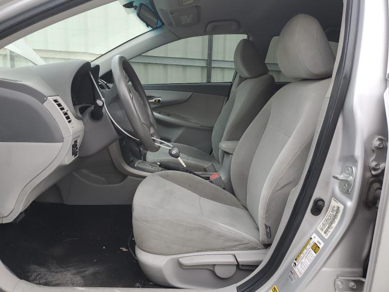 1NXBU4EE2AZ284696 - 2010 TOYOTA COROLLA BASE Gümüş foto 7