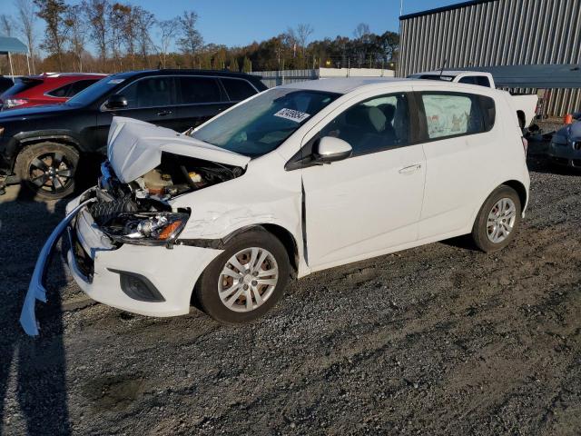 1G1JG6SB7K4131643 - 2019 CHEVROLET SONIC WHITE photo 1
