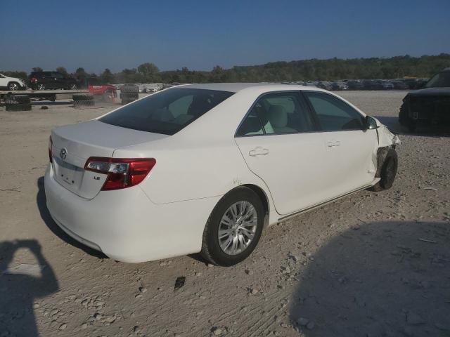 4T4BF1FK0DR311675 - 2013 TOYOTA CAMRY L WHITE photo 3