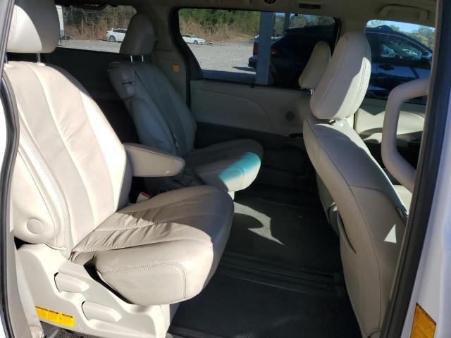 5TDYK3DC1BS056810 - 2011 TOYOTA SIENNA XLE WHITE photo 10