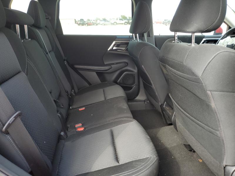 JA4J3TA88NZ015876 - 2022 MITSUBISHI OUTLANDER ES RED photo 11