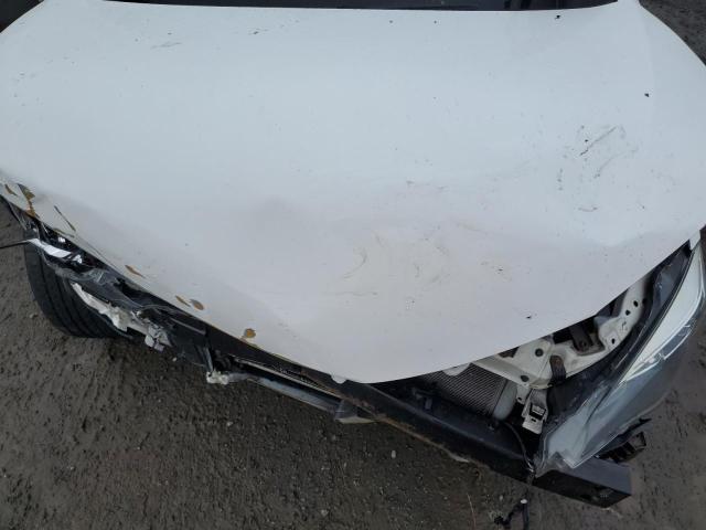 2T1BURHE8HC961772 - 2017 TOYOTA COROLLA L WHITE photo 11