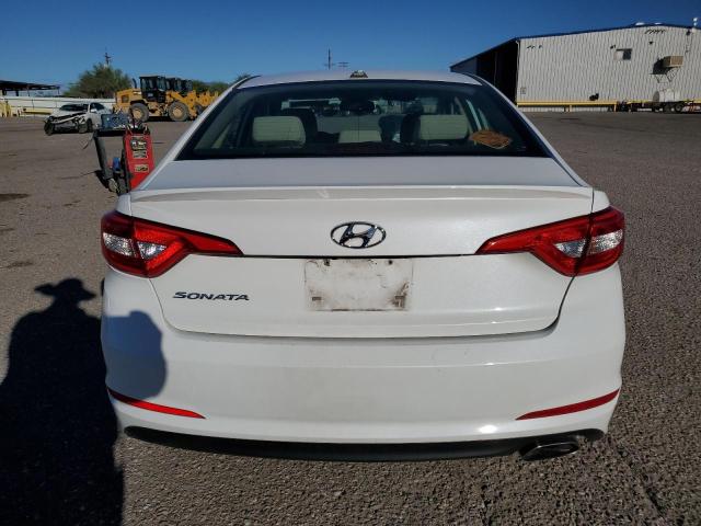 5NPE24AF0FH194471 - 2015 HYUNDAI SONATA SE თეთრი ფოტო 6
