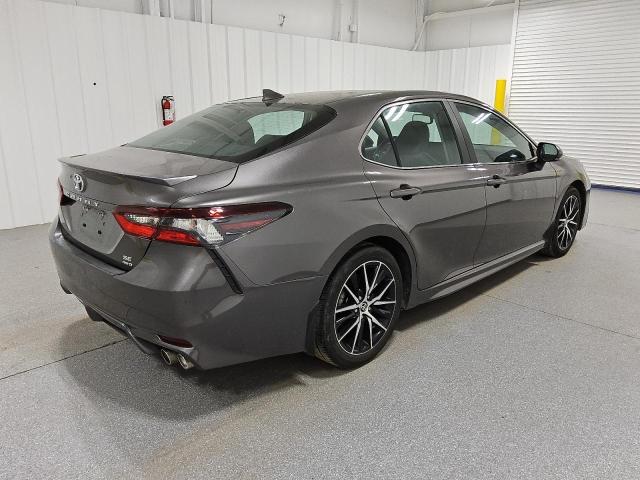 4T1T11BK4PU099872 - 2023 TOYOTA CAMRY SE NIGHT SHADE GRAY photo 3