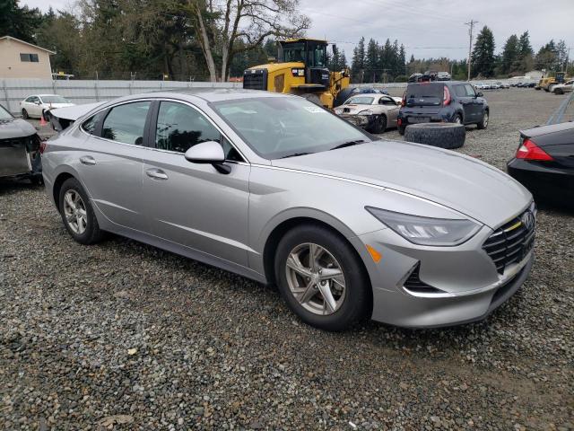 5NPEG4JA9NH138940 - 2022 HYUNDAI SONATA SE SILVER photo 4