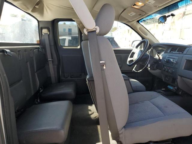 1D7RW2BP3BS685247 - 2011 DODGE DAKOTA ST WHITE photo 10