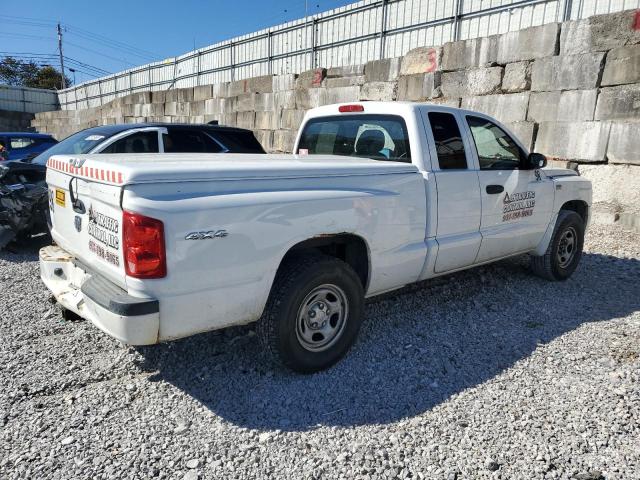 1D7RW2BP3BS685247 - 2011 DODGE DAKOTA ST WHITE photo 3
