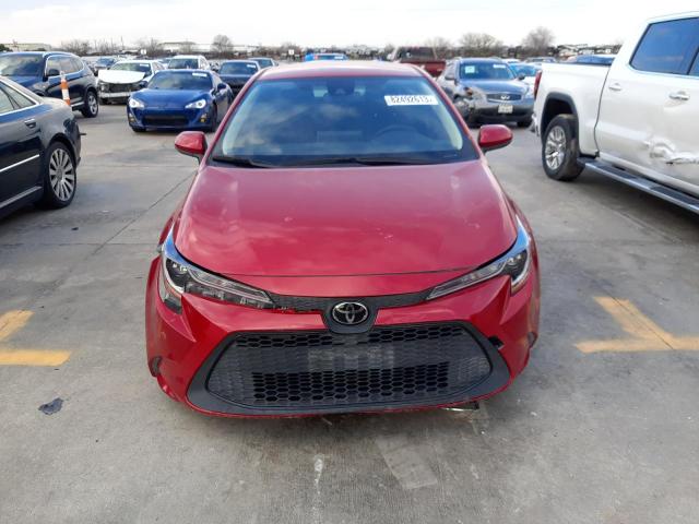 JTDEPMAEXMJ148434 - 2021 TOYOTA COROLLA LE RED photo 5