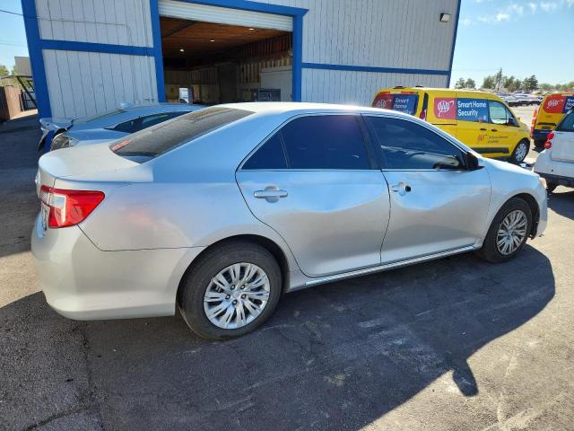 4T4BF1FKXCR236448 - 2012 TOYOTA CAMRY BASE Gümüş foto 3
