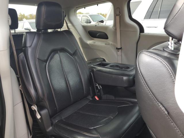 2C4RC1BGXJR217464 - 2018 CHRYSLER PACIFICA TOURING L Argent photo 11