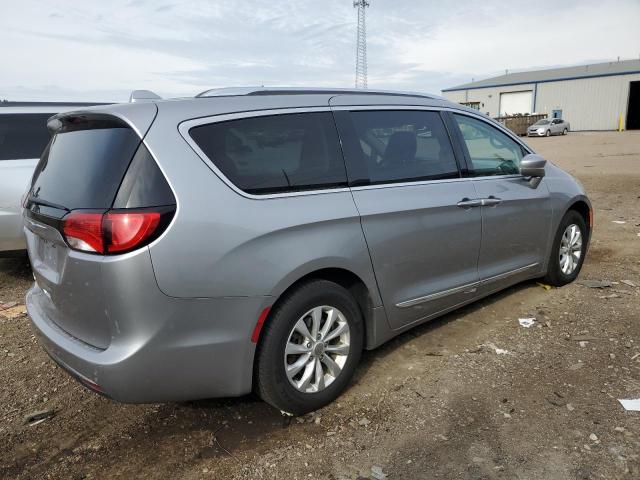 2C4RC1BGXJR217464 - 2018 CHRYSLER PACIFICA TOURING L Argent photo 3