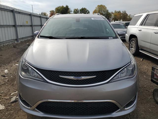 2C4RC1BGXJR217464 - 2018 CHRYSLER PACIFICA TOURING L Argent photo 5