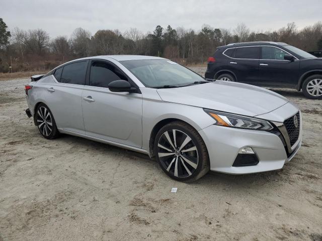 1N4BL4CV6KC152791 - 2019 NISSAN ALTIMA SR SILVER photo 4