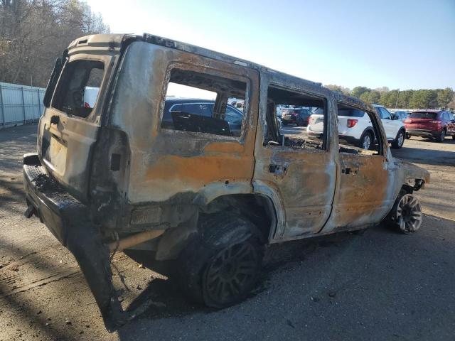 1J8HG48K86C233216 - 2006 JEEP COMMANDER BURN photo 3