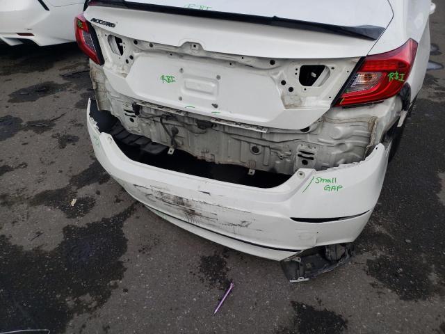 1HGCV3F13KA003716 - 2019 HONDA ACCORD HYBRID WHITE photo 12