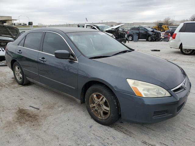 1HGCM56496A056760 - 2006 HONDA ACCORD LX GRAY photo 4