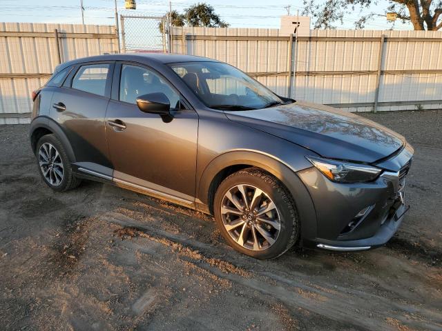 JM1DKDD75K0431401 - 2019 MAZDA CX-3 GRAND TOURING GRAY photo 4