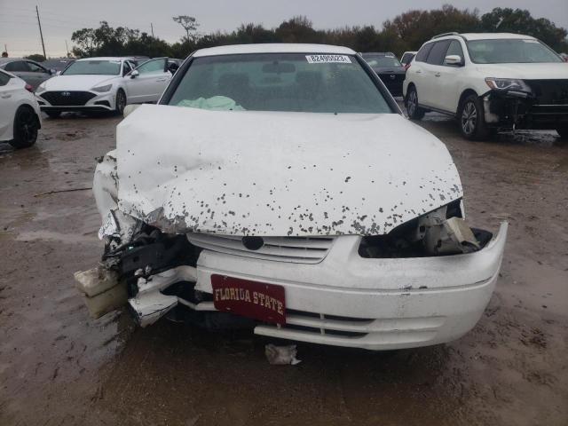 4T1BG22KXXU876801 - 1999 TOYOTA CAMRY CE WHITE photo 5