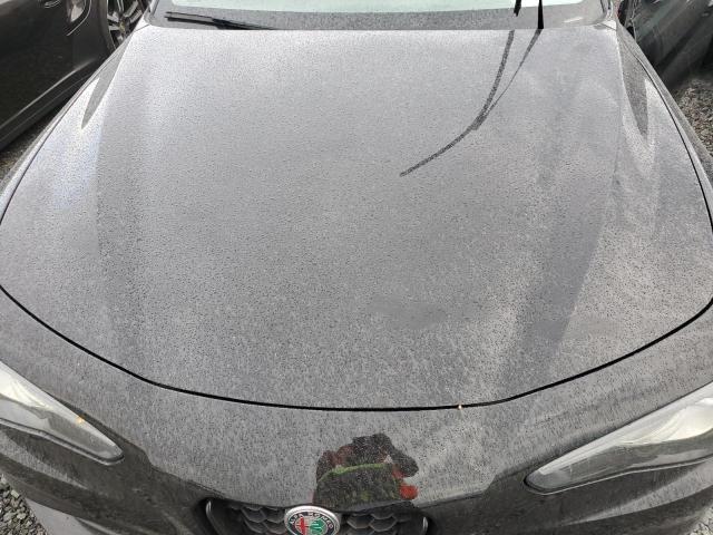 ZARFAMAN4K7622772 - 2019 ALFA ROMEO GIULIA BLACK photo 11