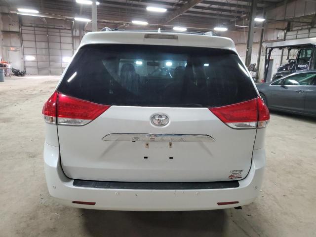 5TDDK3DC3BS030000 - 2011 TOYOTA SIENNA XLE WHITE photo 6