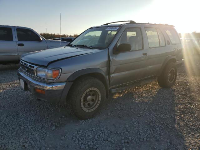 JN8AR05Y4XW317915 - 1999 NISSAN PATHFINDER LE SILVER photo 1