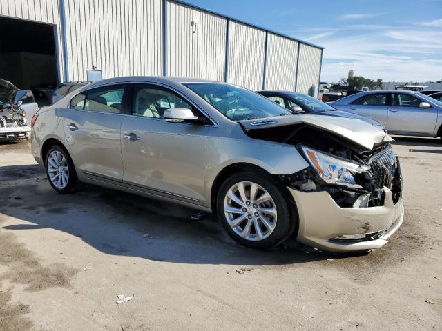 1G4GB5G31GF108667 - 2016 BUICK LACROSSE BEIGE photo 4